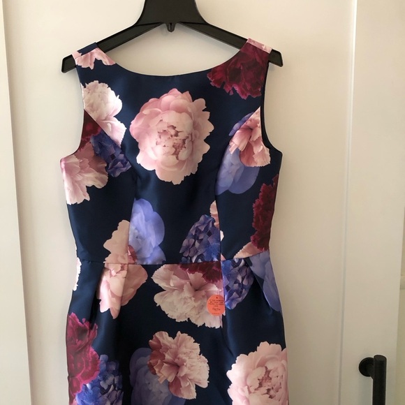 New Chi Chi London Floral Navy Dress 10 - Picture 3 of 14